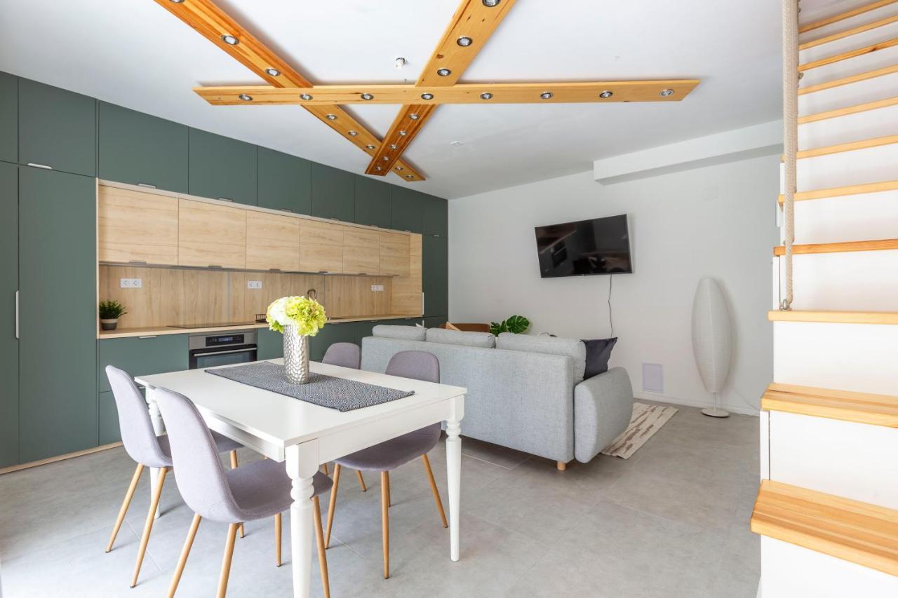 Unique Central 3 Floor Home With 4Bdrm, 3Bthrm Будапешт Экстерьер фото